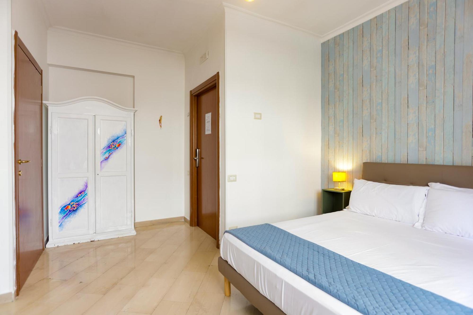 Starting Point Napoli Hotel Exterior photo